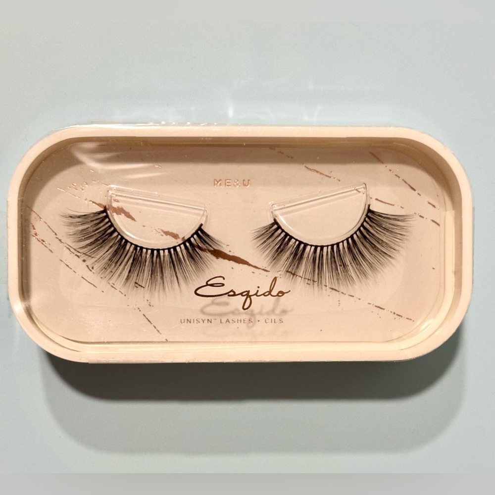 NEW Esqido Unisyn Me & U False Eyelashes Unisex Women - Picture 2 of 4